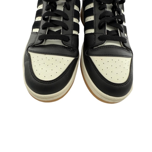 Adidas Sneakers Mens US 8.5 Black And White Lace Up Three Stripes Perforated - Picture 13 of 15